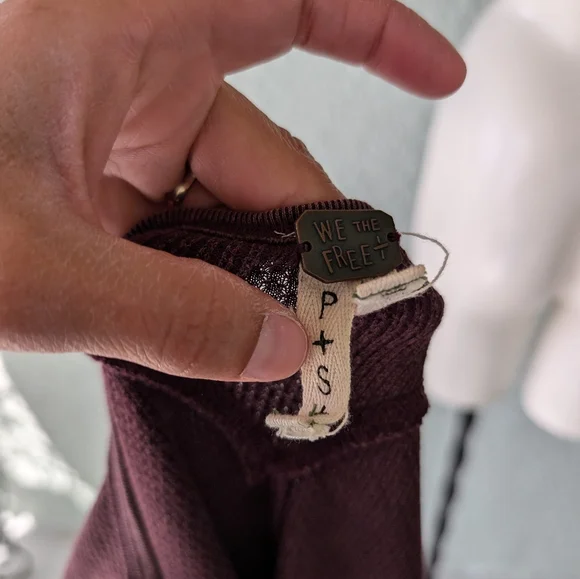 Free People Art School Embroidered S V-Neck Thermal Waffle Knit Long Sleeve Top - Picture 4 of 9